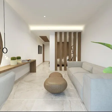 Anora Naxos 3*