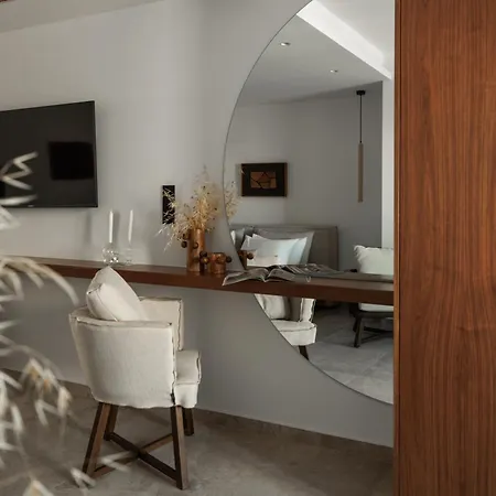 Anora Naxos Aparthotel 3*